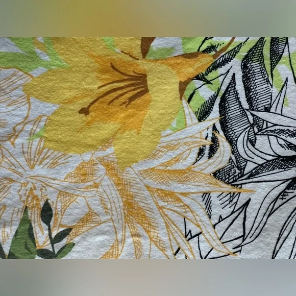 cj banks Size X Short sleeve top | Bright tropical floral design - Picture 5 of 7